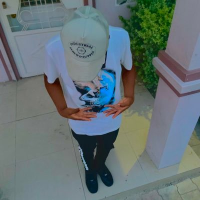 🗣They say, Time is money,💸 but money can't make no time And life is a bitch🖕,but sometimes it's alright🙂So I'ma let go of things I can't control🚶♂️