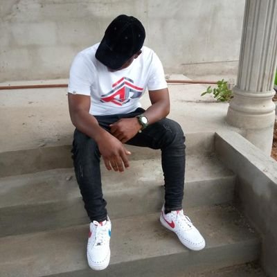 AfsaDundu's profile picture. hard work & big dream ✌️