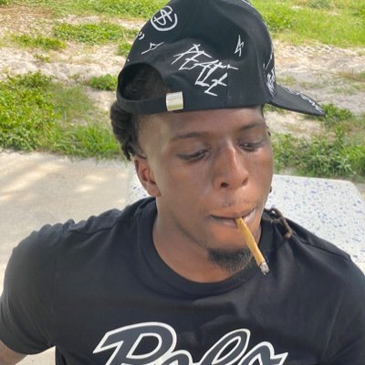 CodeSix8Three running my bands like I'm Donald Trump chasing that bag like I'm Forrest Gump # #6ix #Sonny4President6⃣ I'm my own Ceo well-connected