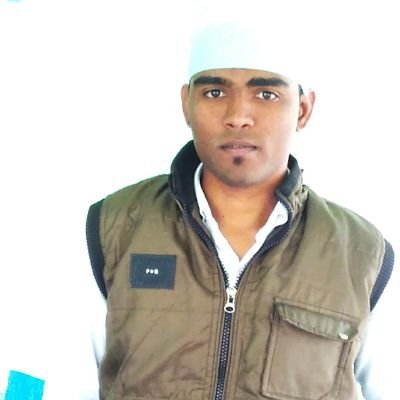 ArifHussain6318's profile picture. Allah Ka Khof Dil Me Rakho, Batil Se Hargis Na Daro