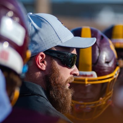 Follower of Christ | Proud Husband to Lauren | Lake Hamilton Defensive Coordinator | S&C Coordinator | #GoWolves🐺 | #FlyEaglesFly