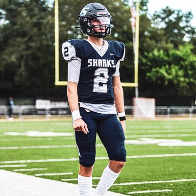 Class of 2024 Quarterback | 6’2 200| University School 4.55 GPA Head Coach: @coach__norman