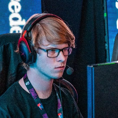 23 y/o toplaner
Top 2 Gnar and top 1 Ornn in the World
https://t.co/4sJDFrFobZ