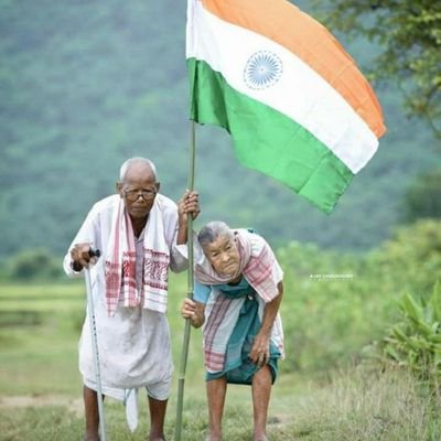 SANATANii2221's profile picture. STUDENT OF ALLAHABAD UNIVERSITY ( 'पूर्व के आक्सफोर्ड' ) Indian Navy selected, Airforce selected 
|| DEFENCE ASPIRANT ❤️ ||