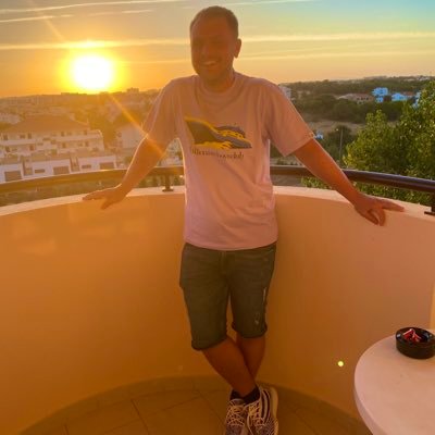 Play football, support 76ers and Arsenal, big time pepsi man. Love drinking kegs of fanta also. Fuck followers I only need 12, thats what jesus had!