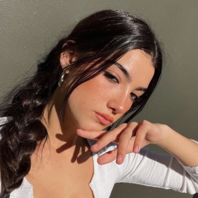 BabeBunnyy_'s profile picture. Lewd Roleplay account NOT Charli D’Amelio