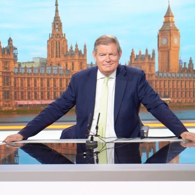 Chief Political Correspondent, Sky News, reporting politics at Westminster since Jan 1982. Asian Voice Journalist of the Year 2019.