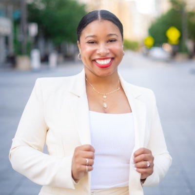 realtor_janaa's profile picture. LUX Locator + Residential Sales 🌟