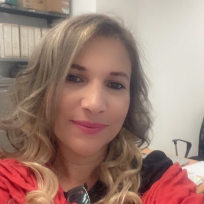 chulala54's profile picture. 