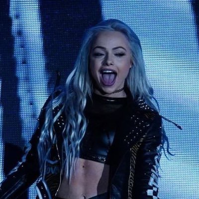 hopespenn's profile picture. I am homesick for arms that don’t even want to hold me