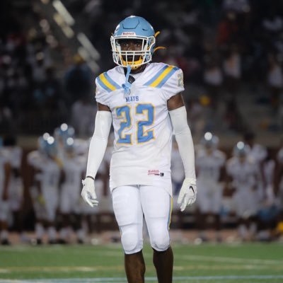 Kenji Jackson 5’11 172 DB 2023 | Mays high school〽️ | #22 | Email: @kjackson8168@gmail.com #maysride💙💛