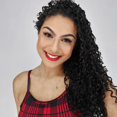 • eu amo duas meninas lindas ❤
• saudade de uma menina linda 🖤