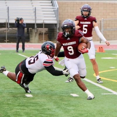 RB at Antelope Valley College 5’9 Rb/Wr email: queallenjr22@gmail.com