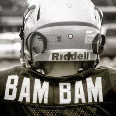 6'3 Defensive End/D Tackle C/O 2027. GPA 4.0 Gmail: bamfarfan010@gmail.com
Instagram: bambam_305 13.7k followers
(High-school: Impact Chirstian)