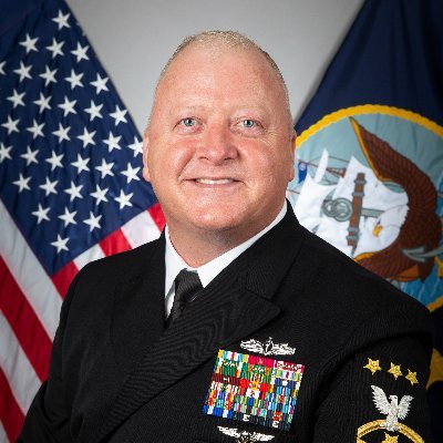 Official Twitter account of the 16th Master Chief Petty Officer of the Navy James Honea. (Replies, Follows, RTs ≠ endorsement)