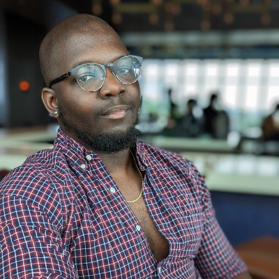 Software Engineer | @ResilientCoders | Blockchain and Design Enthusiast| Portfolio;https://t.co/KTtDsdyOx2