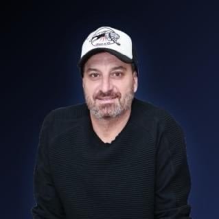 Ex Futbolista - Coach Profesional - Escritor - Presidente de Futuro Redondo
