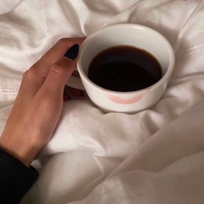 : يس كُل مآ اكتبـہ تححت اسمي . دائماً ترجمة لأحآسيسي . وّ ليس كٌل مآ أرسلـہ حكـآيـه عن واقعي إنما هي ( ڳِلمـات ) راقت لي وقد يحتاجها غيري .