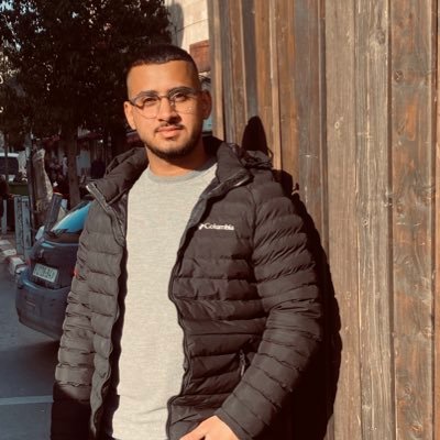 jjabsbusjs's profile picture. 