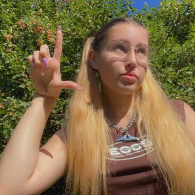 $55+ Tribute before speaking