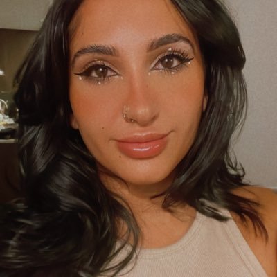 _yungbaklava's profile picture. chai in a whiskey bottle