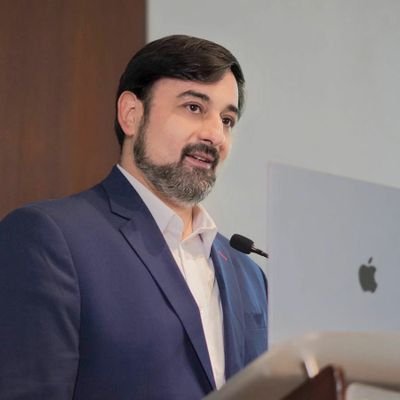 IsaacGMer's profile picture. Sales & Marketing | Digital | Generando #engagement 🇪🇦🇩🇴 | Director Ejecutivo de @SAcademyDO y @camaraticrd