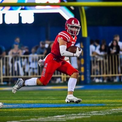 Hinsdale Central ‘23 Football and Track. All Conference + All Area CB/ATH| 5’11” 180 | 4.7 GPA | kconnors438@gmail.com | 630-335-3414