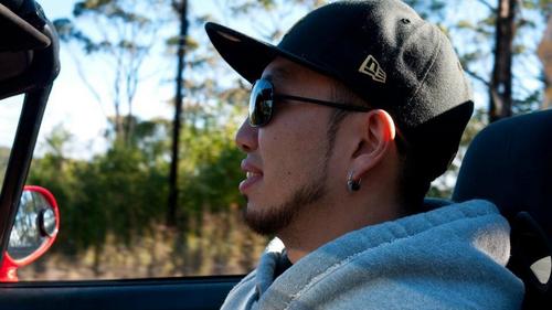 deelau's profile picture. 