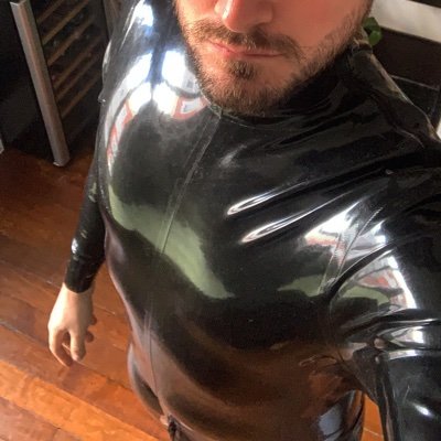 🇫🇷 Rubber french guy - 37yo
😈 #dom #top #rubber #gazmask #dirty #popers
Insta : rubberIsSoFrenchy
Recon : Latexissofrenchy