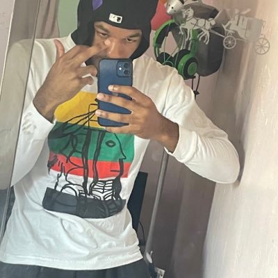 imalefty0010's profile picture. 