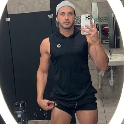 Javivigarcia's profile picture. Life is Great, just have to take the chance to enjoy it.