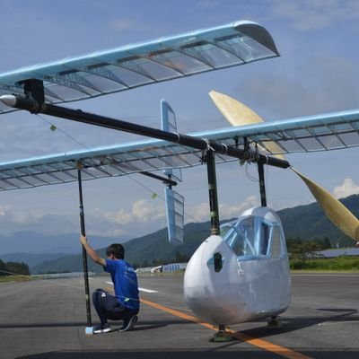 金沢工業大学夢考房KIT-WINGS公式アカウントです。22代(先尾翼機による長距離飛行)から変わりまして、24代より通常翼機によるスカイアクティビティをコンセプトに設計、製作、評価を行っています。質問、ご意見などはDMでお願いします。