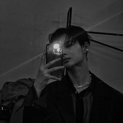 ellevkook Profile Picture