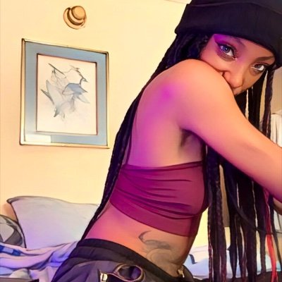 SC: swiswi3, IG: wavy_vibes_lovely #SwiNation🤟🏽💋/Model📸🥰/#positivevibes😌💖/#GodFirst🙏🏽 🕊Boa Freakin Knight🕊