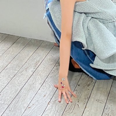 20↑ チケット取引垢。身分証貸出不可。 お取引決まり次第、ツイート削除させて頂いております。