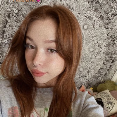 sweetesttindigo's profile picture. 