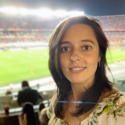 clarirositano's profile picture. Lic en Comunicación (UBA). Coordino en @metegol_ok, produzco en @SC_ESPN. 📔 Autora “Filosofía para la nueva era” 👇🏻