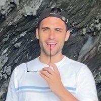 MJ (@weball94) 's Twitter Profile