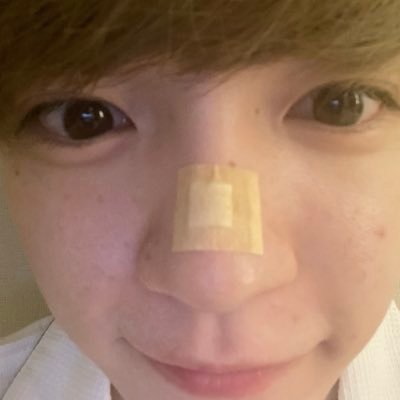 kkeun5a's profile picture. アイドル。AB型。の大ファン。비팔 알림🔕