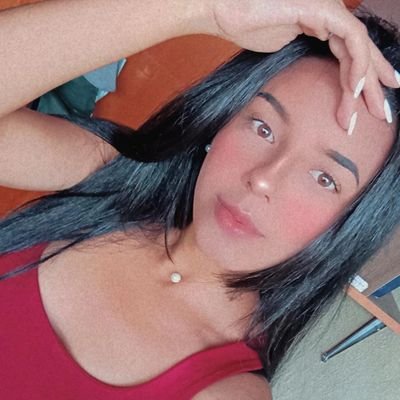 22. Me he portado a los coñazos, y no te imaginas cuánto.
Ig: @ines05maria