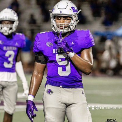 God first🙏🏾 Class 23’ Student Athlete @RidgeView High School #5 🖤💜