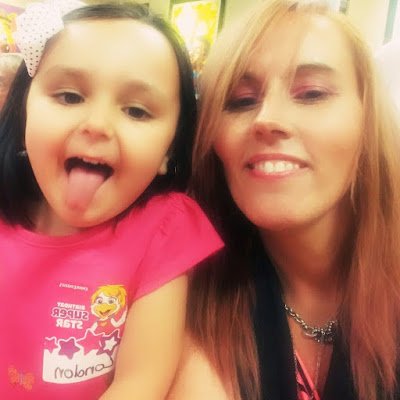 EllaisyourheroL's profile picture. 
