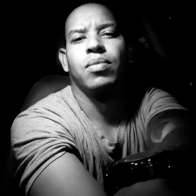 wallace_santis's profile picture. • QUEM TEM MEDO DE SOFRER,
NAO MERECE O MELHOR DA VIDA •