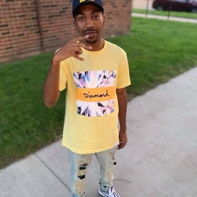 artist🎨 | rapper🎧🎙| EDITOR👨🏾💻💻 |VLOGGER📹
EVERYBODY DESERVES A VOICE IG&Snapchat :TRELLWAZHERE facebook:Trell Jackson
YT PAGE:WORD FROM THE TRENCHES