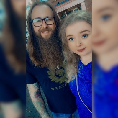 ChloeHSmith_x's profile picture. ✨Chloé | UK | 27| ✨