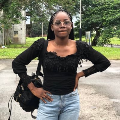 IzzyBlahck's profile picture. Pencil artist//
Animal Scientist//