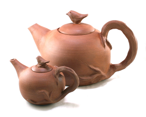 dailybirdpotter's profile picture. Darby and Phoebe have been married since 1976. A collaboration in life has turned into a collaboration in pottery. Darby throws, and Phoebe sculpts.