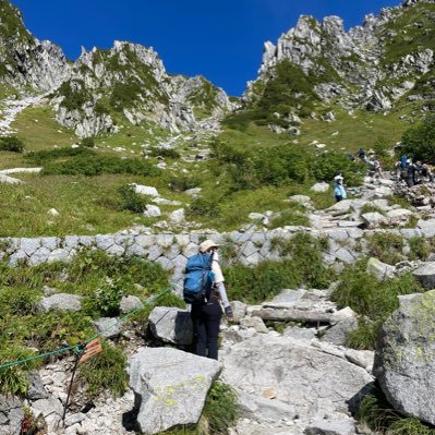 転勤族の嫁。歳の差夫婦。登山、甘いもの、読書、温泉が好き。