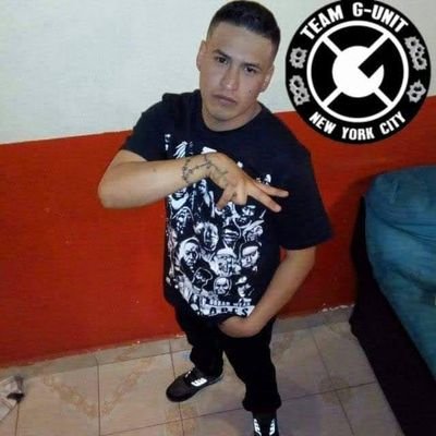 Los sueños son una fantasía que imaginas hacerla realidad la cual creaste para guardarla en tu memoria de recuerdos.