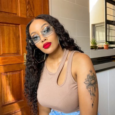 Beauty Enthusiast, Digital Content Creator & Entrepreneur | 🇧🇼♥️